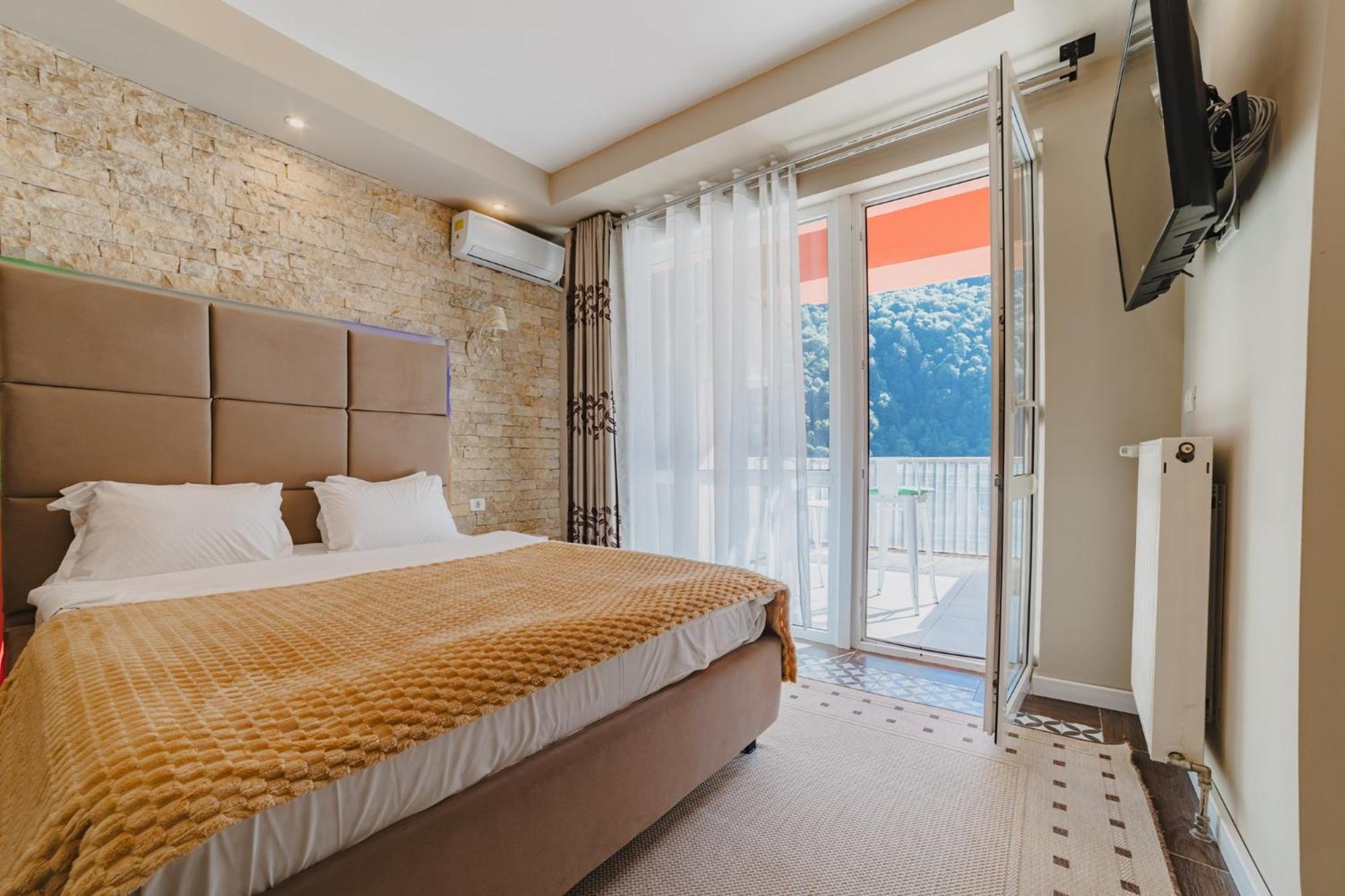 Romantic Jacuzzi Belleview Studio Синая Экстерьер фото